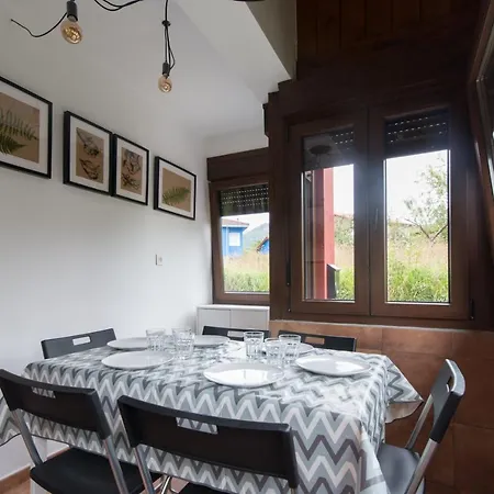 Candiles بيت للعطل