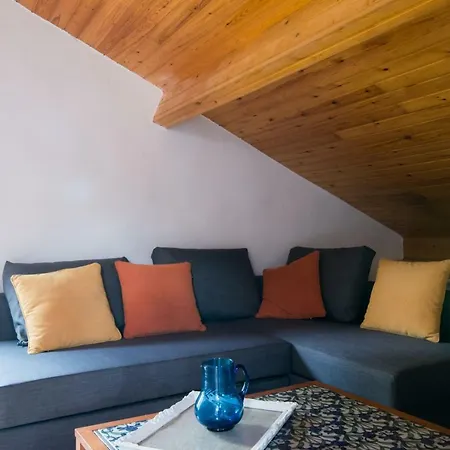 Candiles بيت للعطل *